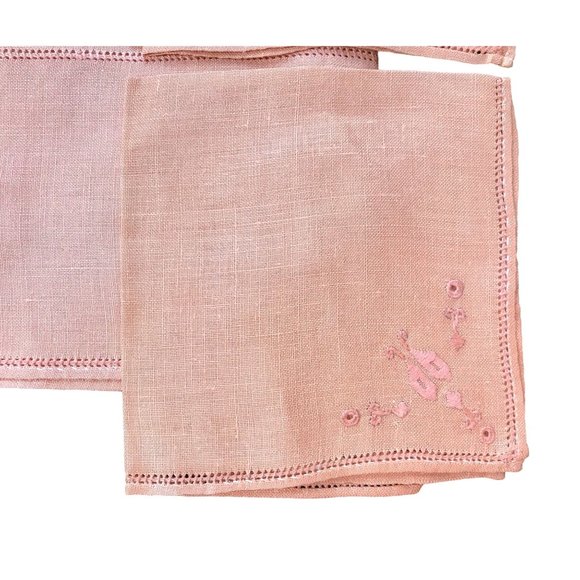Vintage Peach Bridge Game Luncheon Tablecloth set w 3 napkins Embroidered Linen - Picture 6 of 10